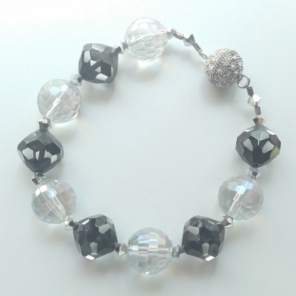 Saturnine Sparkle Jewelry - Handmade Swarovski Beaded Black/Crystal Bracelet